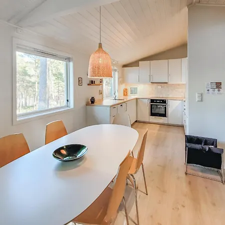 Holiday home Gorgeous In With House Sea View *