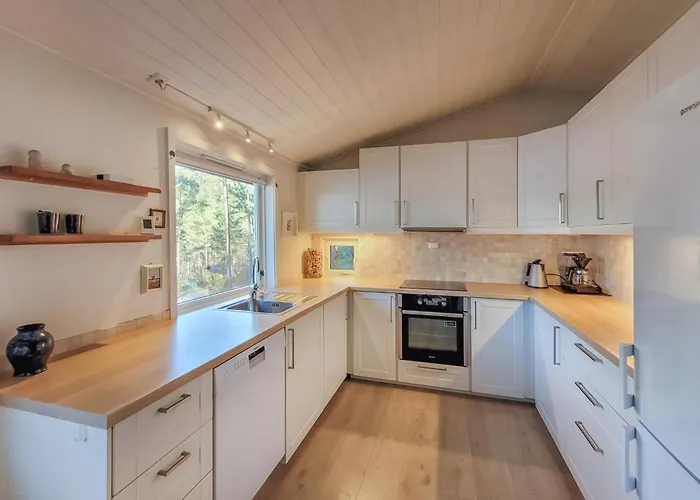 2 Bedroom Cozy In Jørpeland