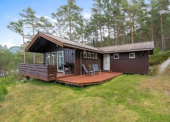 Semesterbostad 2 Bedroom Cozy In Jørpeland
