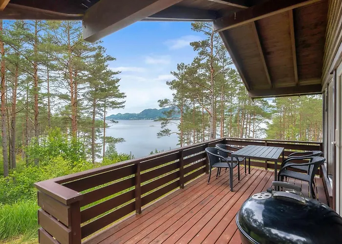 2 Bedroom Cozy In *