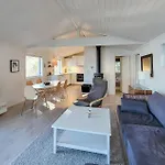 2 Bedroom Cozy In
